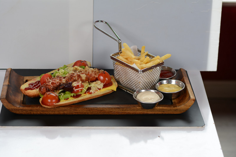 Отворен Хот Дог