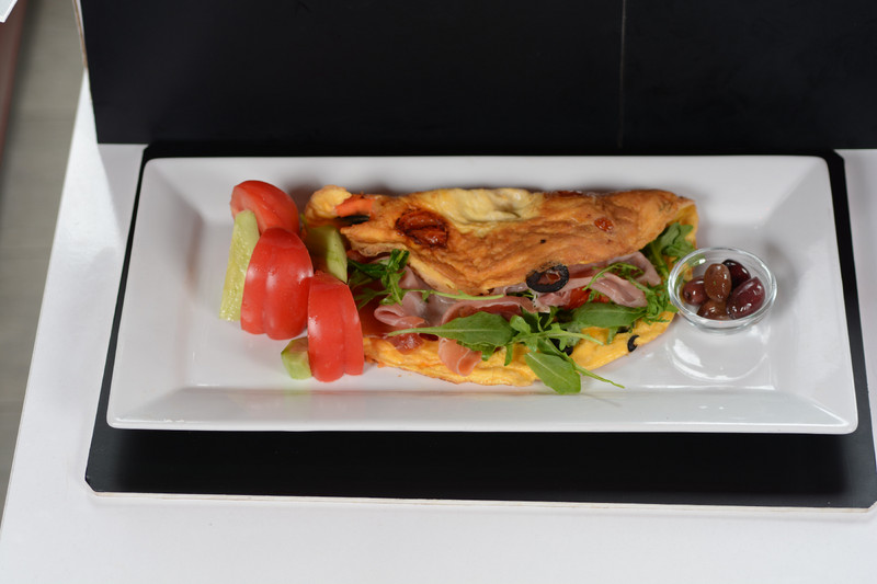 Омлет с прошуто